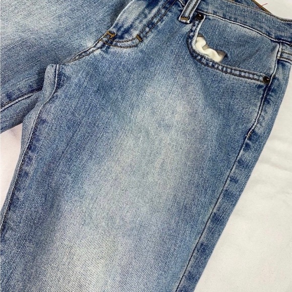 American Eagle Jeans - Picture 8 of 9